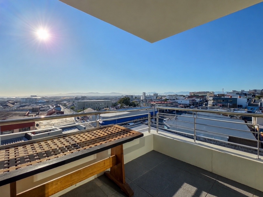 2 Bedroom Property for Sale in Woodstock Western Cape